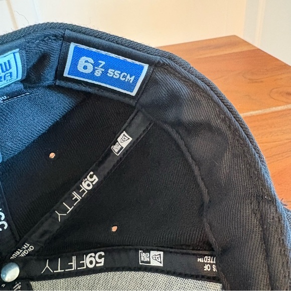 Volcom Men's 59Fifty Fitted Baseball Skater Cap Black Embroidered 3D Logo Hat - Picture 5 of 7